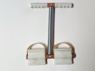 Vintage Pull-up Exerciser