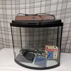 Bow-Front Fish Tank 17gal