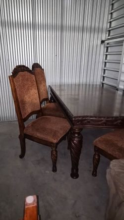 Dinning Table Set