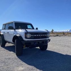 Excellent Condition!! 2021 Bronco OEM Headlights (pair) Used for less than 6 Months!!