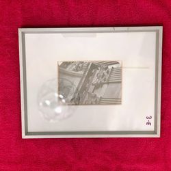 2  picture frames