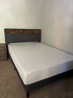 Like New Queen size bed and mattress