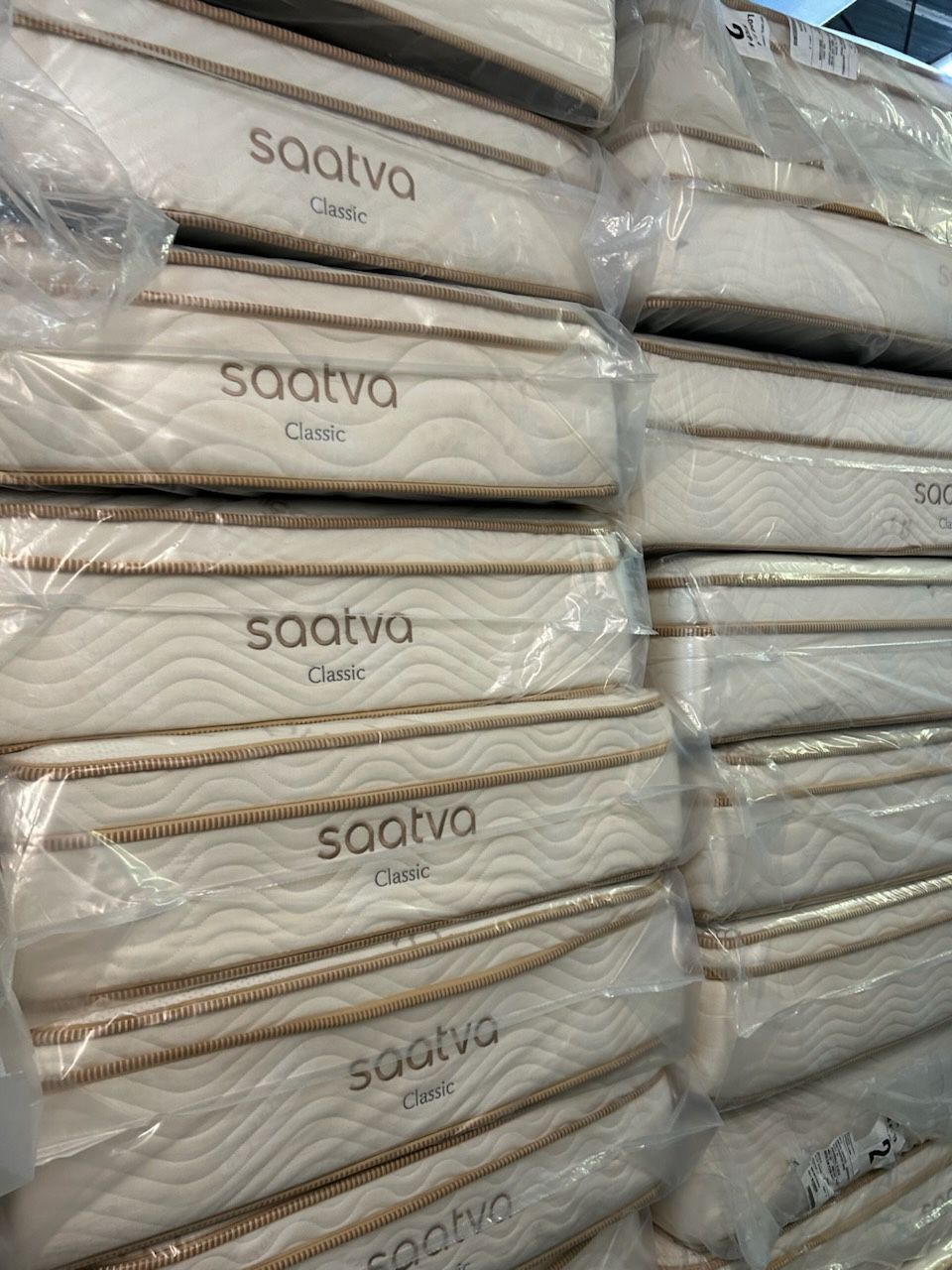 Luxury Saatva & Tempur-Pedic Mattresses – 50-80% Off!     •    Brand New, Minor Blemishes (Nothing That Affects Comfort)     •    King, Queen, Full, T