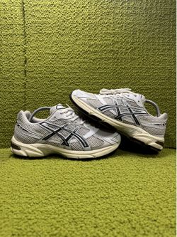 -ASICS GEL-1130 SIZE 9.5M
