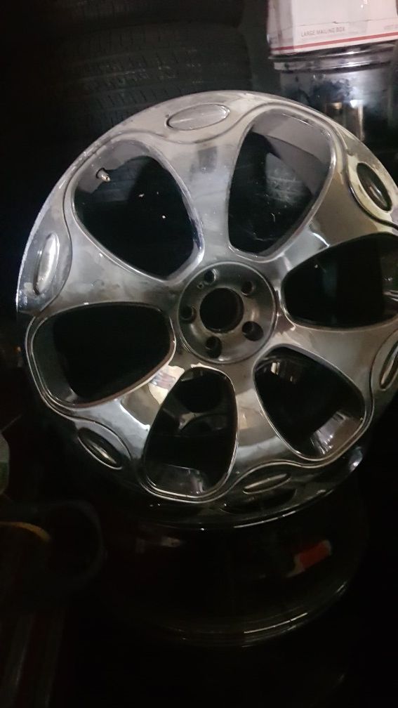 24 inch chrome 5x120 good condition