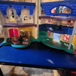 Little People House's 