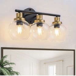 3-Light Bathroom Vanity Light with Clear Globe Glass Shade