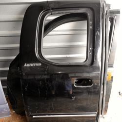 2004-2005 OEM Used Tundra Rear Door ( Puertas )( Roja,Verde,Negra,gris)