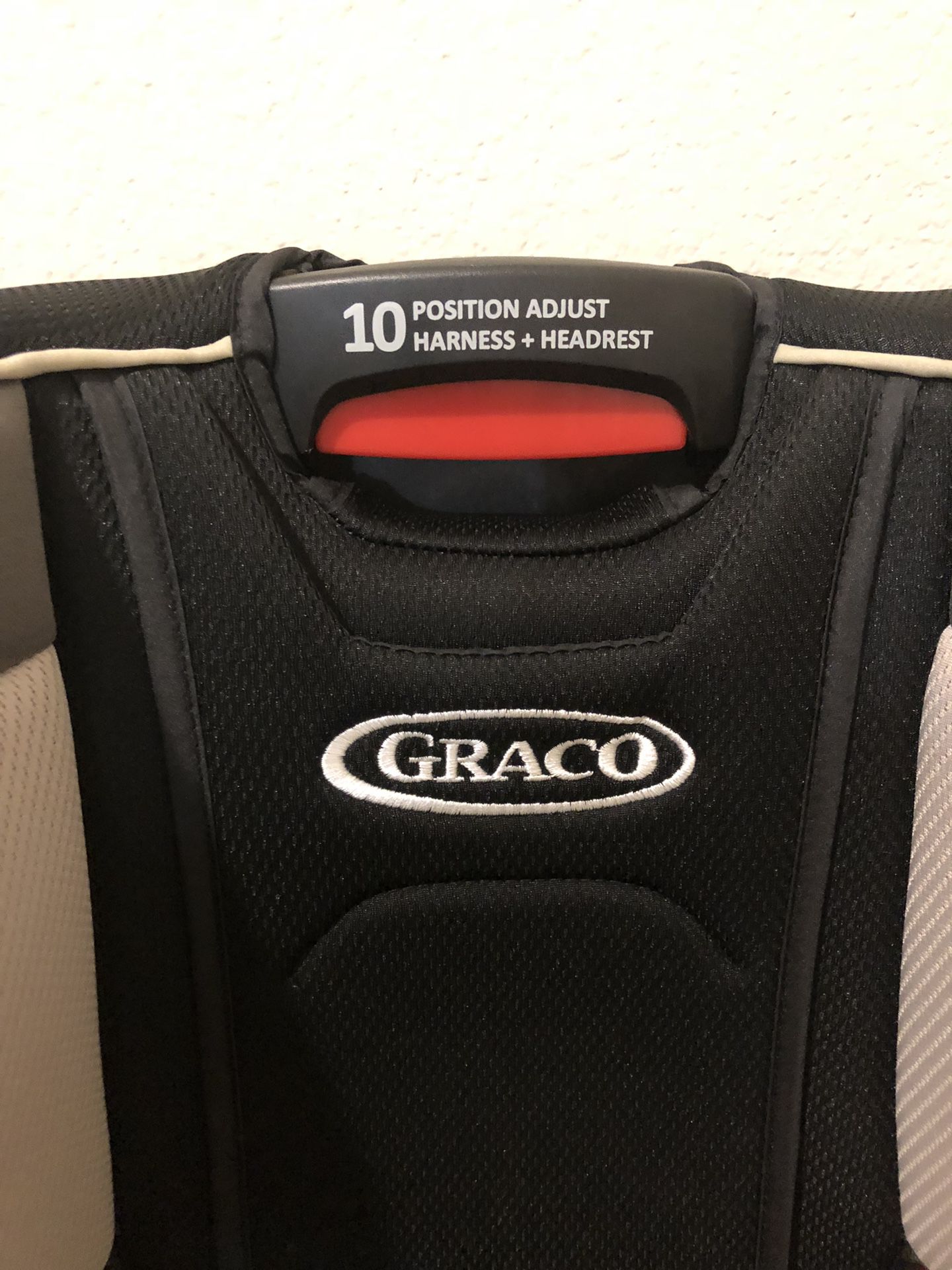 Graco Car Seat-10 Position Adjust Harness + Headrest