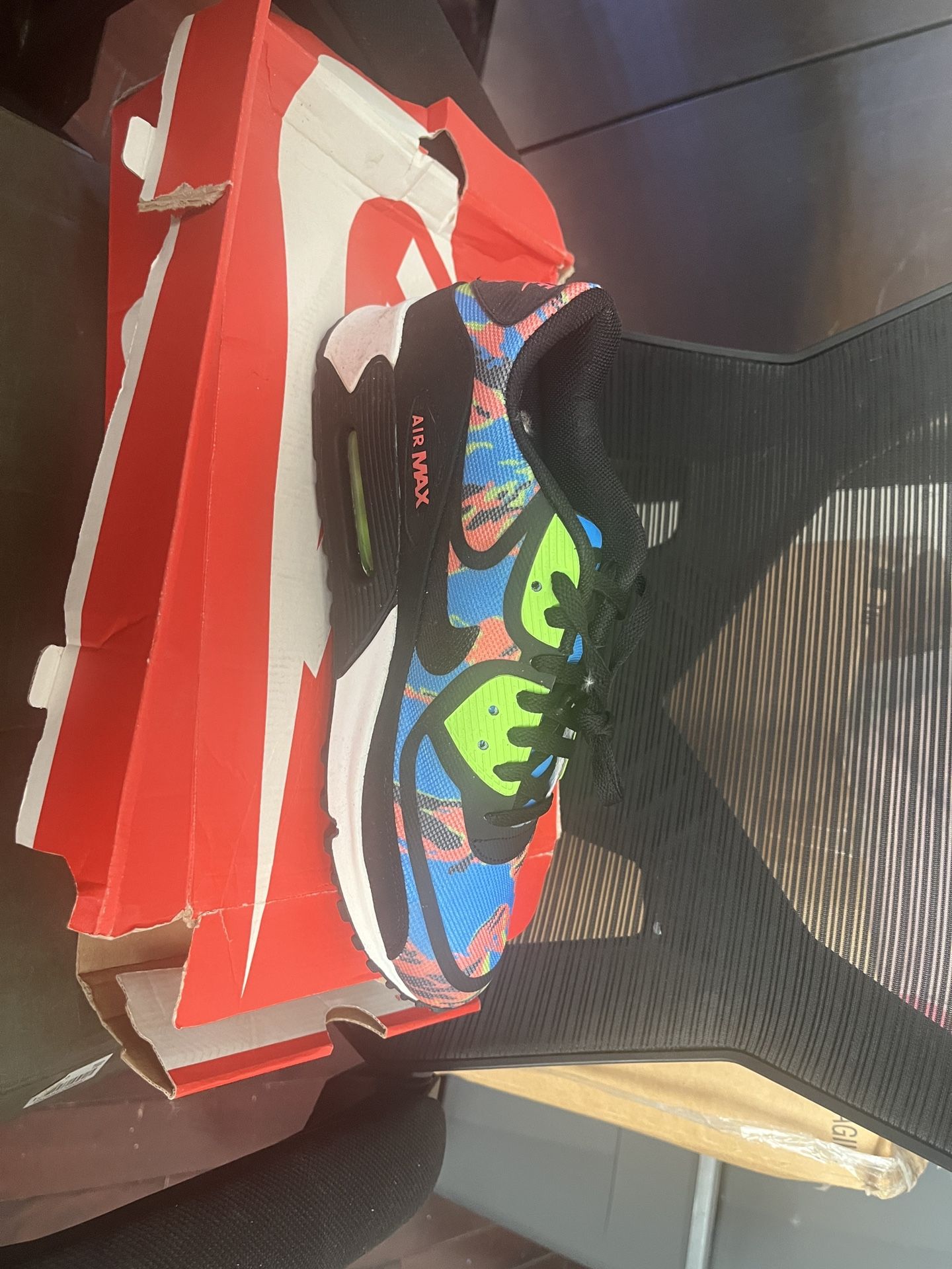 Men Shoes