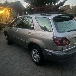 2000 Lexus Ex300