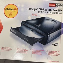 Iomega CD-RE 48x24x48 USB 2.0 External Driver