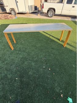 Large serving/Entry table