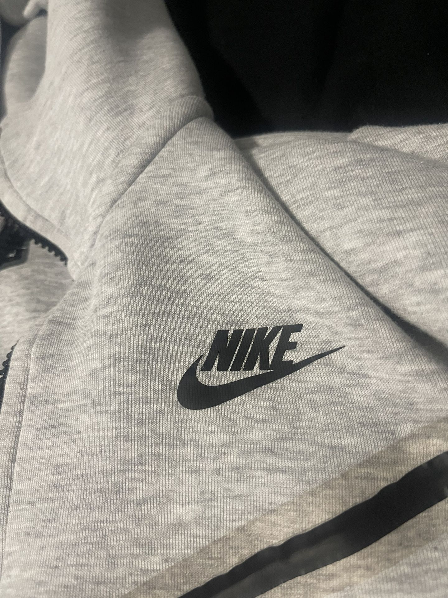 Grey Nike Tech Fleece