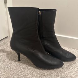 AUTHENTIC GUCCI 246688 BLACK LEATHER ZIP UP BOOTIES 100% FINE LEATHER