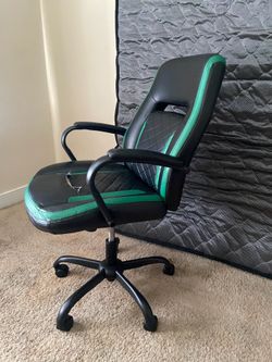 Gaming chair