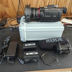 Panasonic HC-x1500 4k Bundle