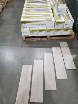 Tile Ceramic 370 square feets new