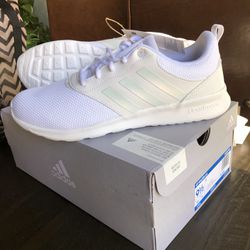 *BRAND NEW* Women’s  AdidasQT RACER Sneakers 2.0 White 9.5