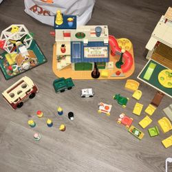 Vintage 1970s Fisher Price Lot!!! 