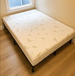 Queen Size Like-New Bamboo Memory Foam Mattress – $200
¡Hablamos Español!