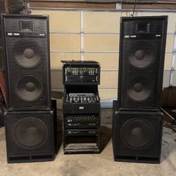 2 Yamaha 18” 2 mtx 15” 2 amps qsc