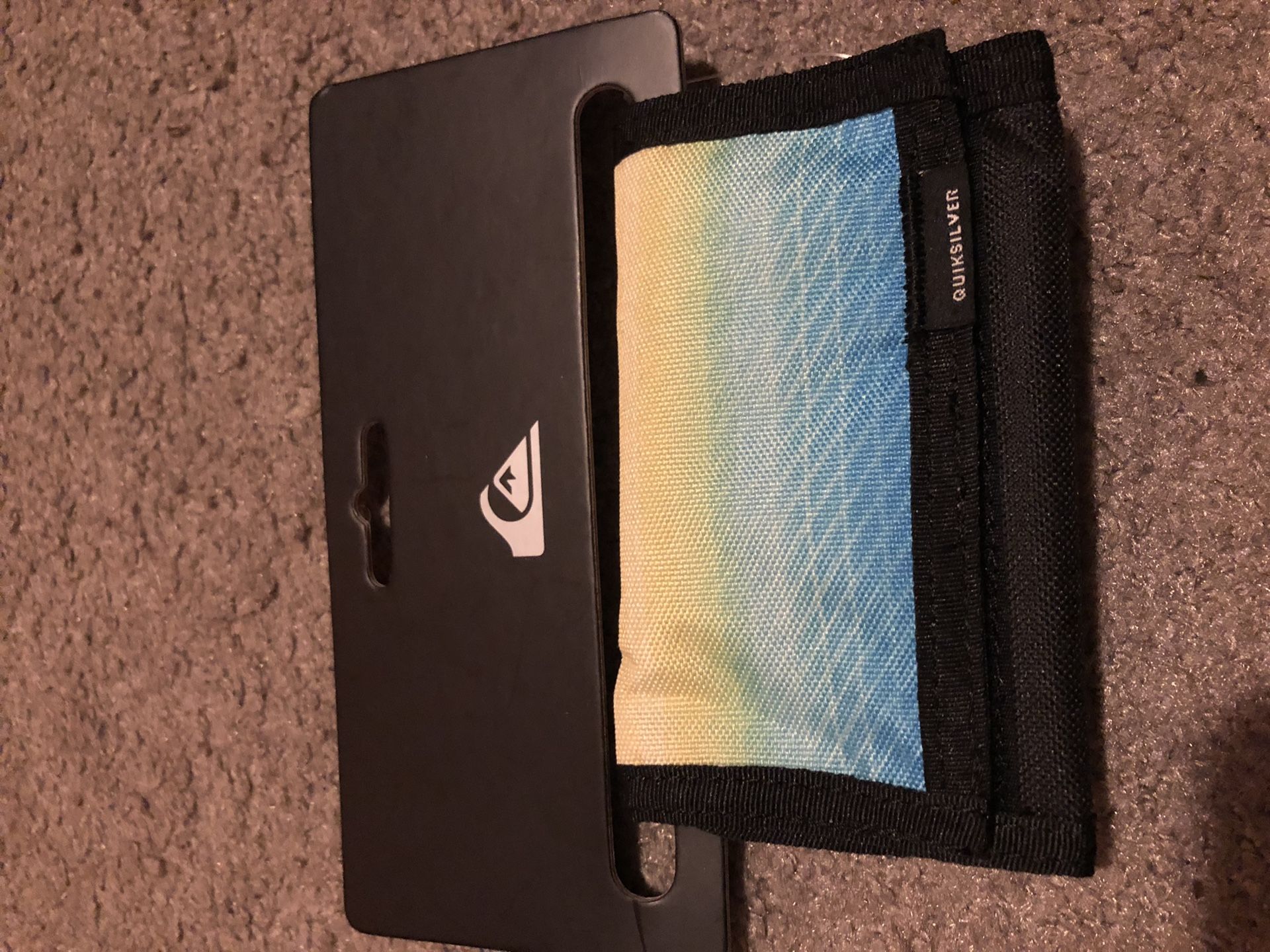 Quicksilver velcro wallet