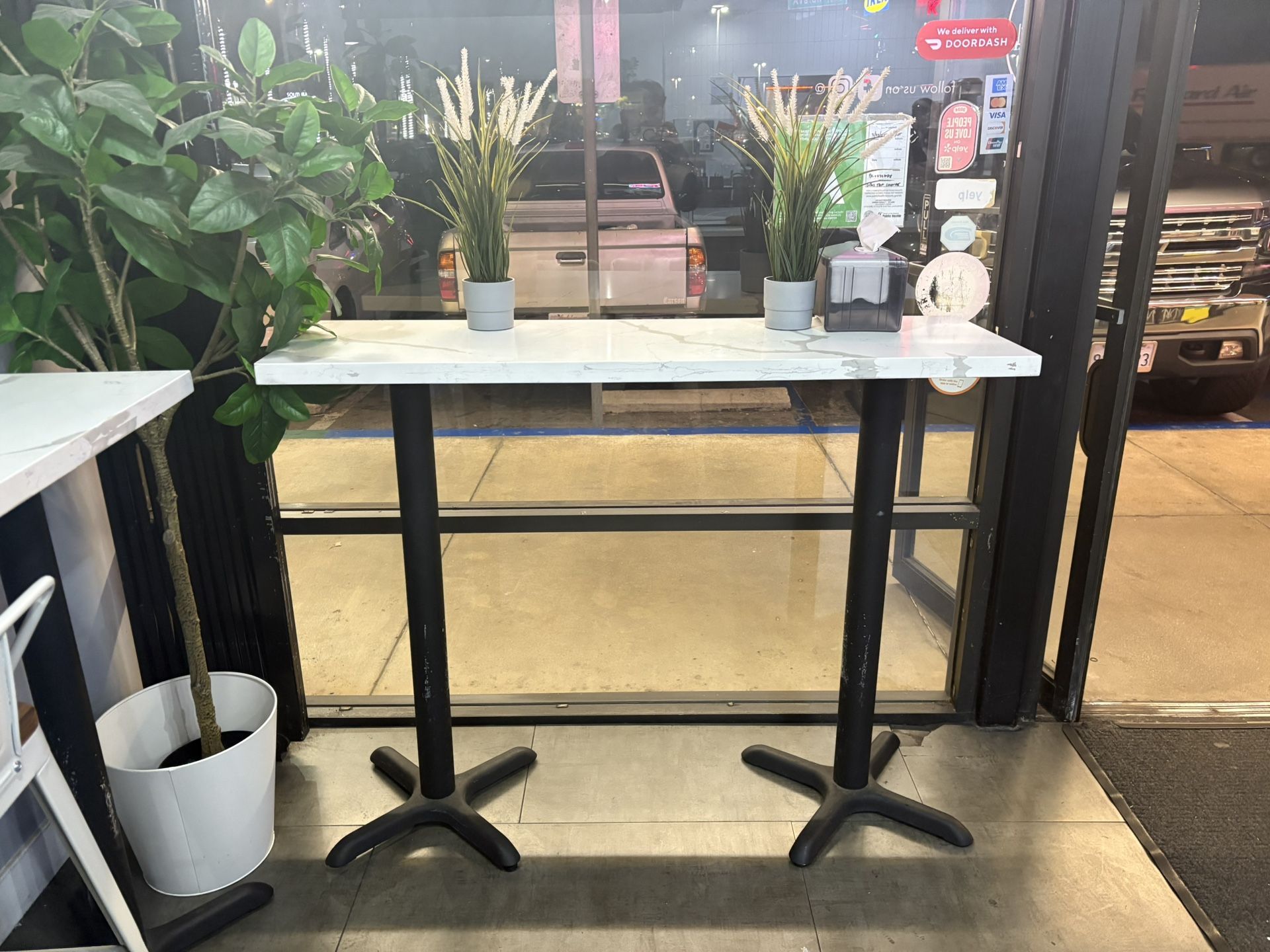 HIGH BAR TABLES