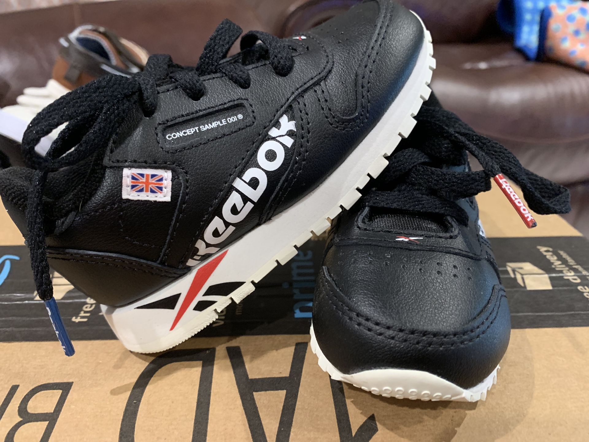 Toddlers siZe 6 Reebok