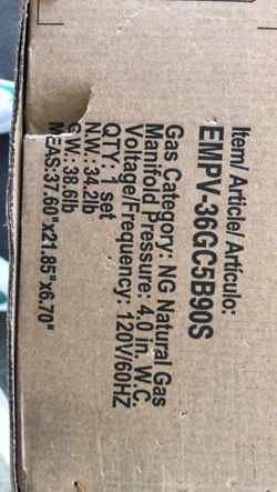 New In Box. 36" Stain Less Steel Cook Top