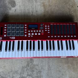 Akai Max49 Keyboard Controller 