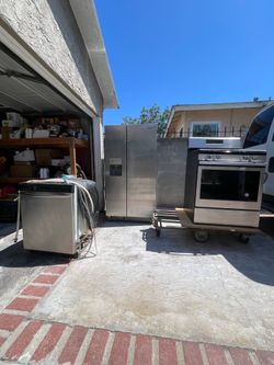 Refrigerator-stove-dishwasher whirlpool