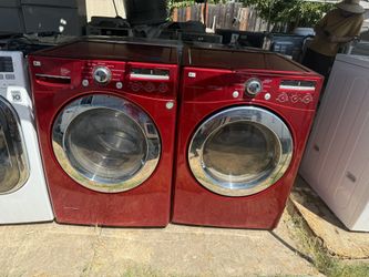 Washer And Gas Dryer Brand Lg XL Capacity Everything Works Well With A 3 Months Warranty