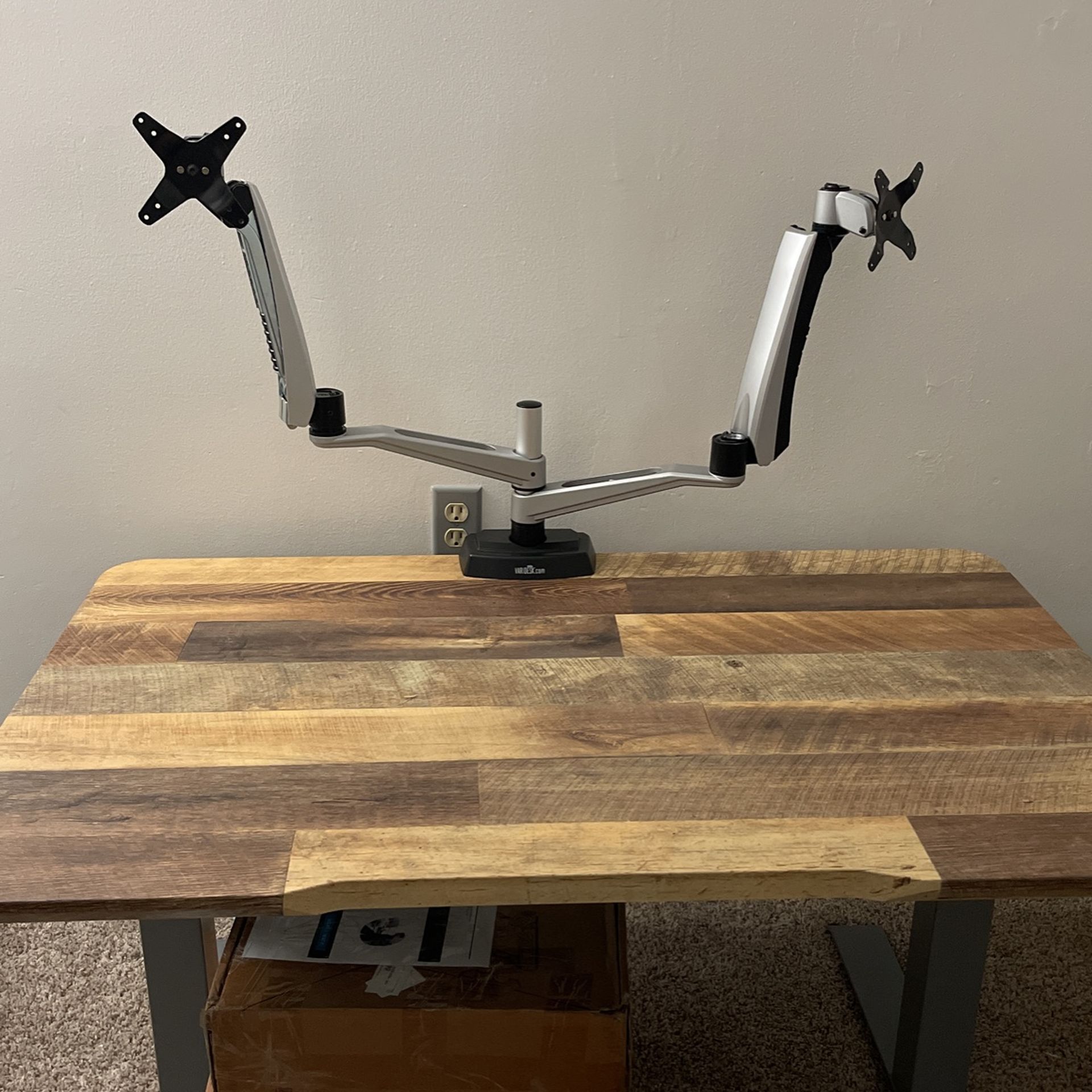 Monitor Mount