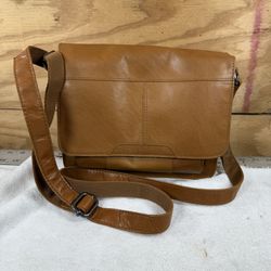 Spikes & Sparrow Handbag Genuine Leather EXCELLENT CONDITION  2 pen marks under flap Otherwise LIKE NEW CONDITION   Pick up at Deer Park, TX 77536 