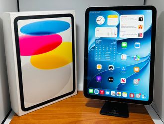 Apple iPad 10th Gen 64GB Fully Functional