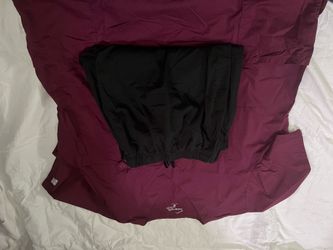 Women’s scrubs, pants and shirt