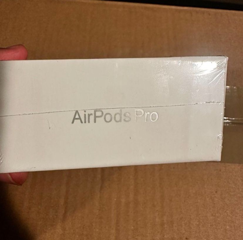 Airpod Pros 2nd Gen *Sealed*