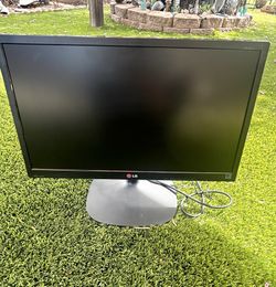 22” HDMI LG COMPUTER MONITOR SCREEN 47TH AVE. AND DOBBINS IN LAVEEN