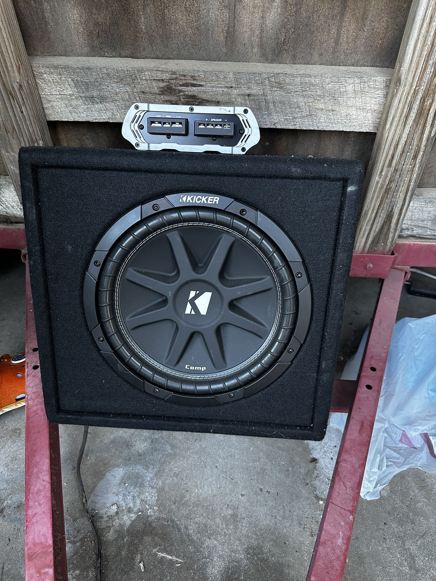 Kicker Subwoofer And Amp