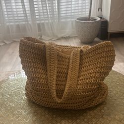 Casual Beach Bag. Woven Fabric With Cotton Liner
