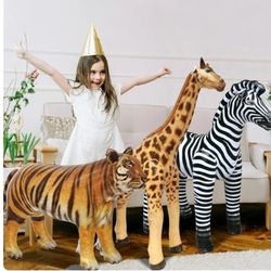 Inflatable Animals & Birthday Backdrops