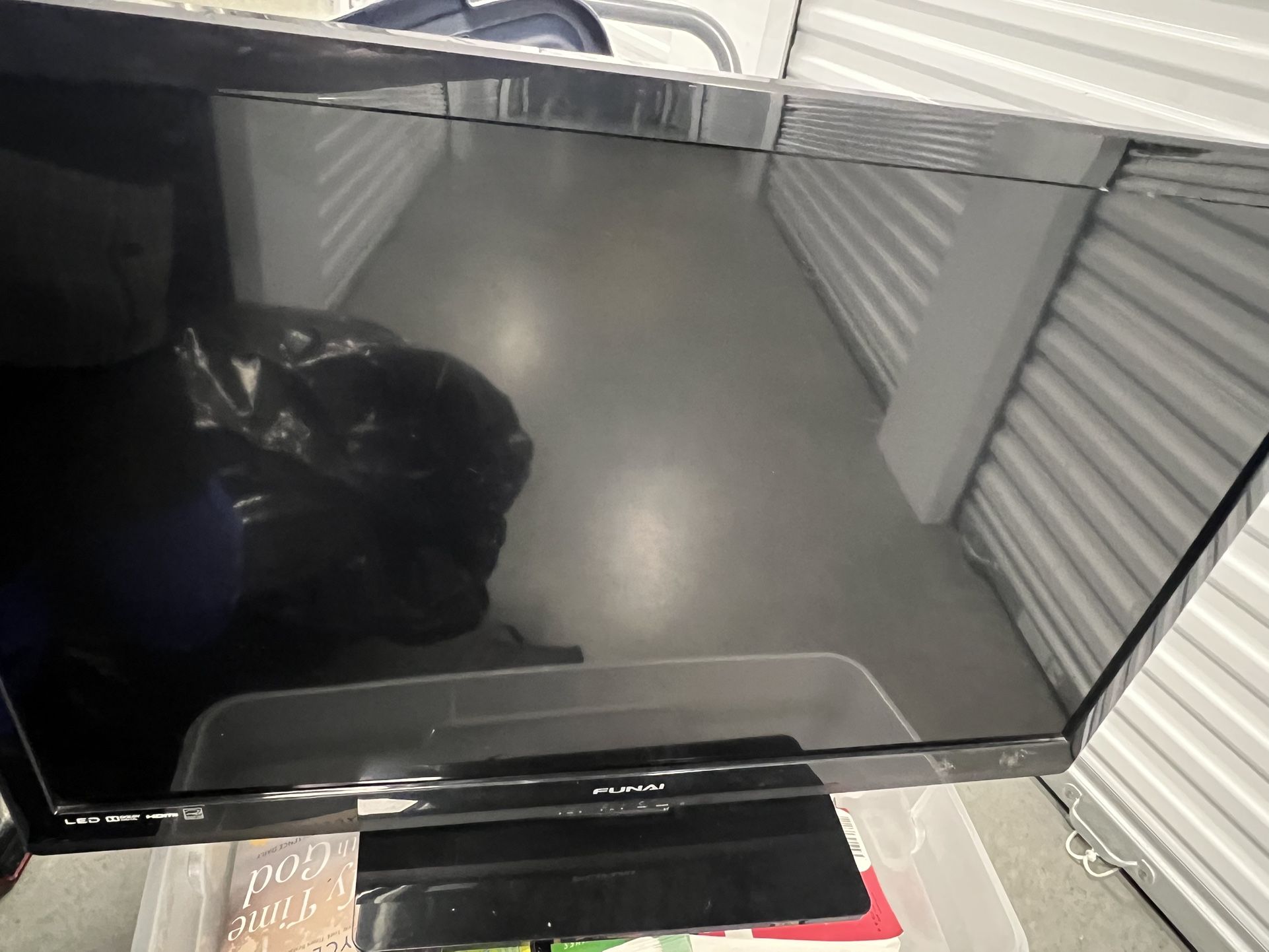Funai TV 27 Inch