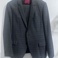 Hugo Boss Men’s Suit 