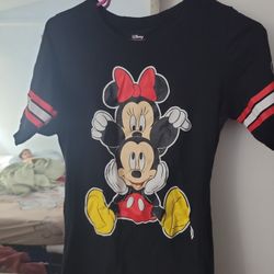 Minnie Mouse Shirt 👕 M