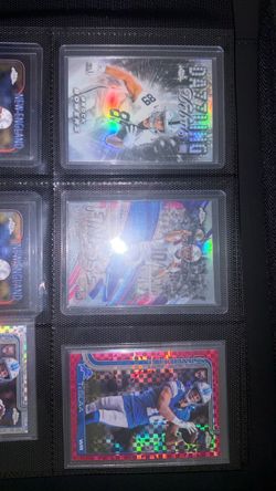 Football cards Want to sell as a lot but can do individual (I won’t tax prices)