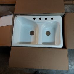 NEW NEVER USED SINK