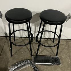 New! Set of bar Stools (READ POST)!!