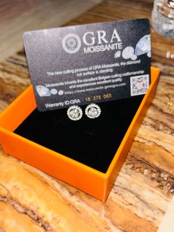 2 CARAT Moissanite sterling silver Earrings