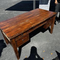 Large Desk